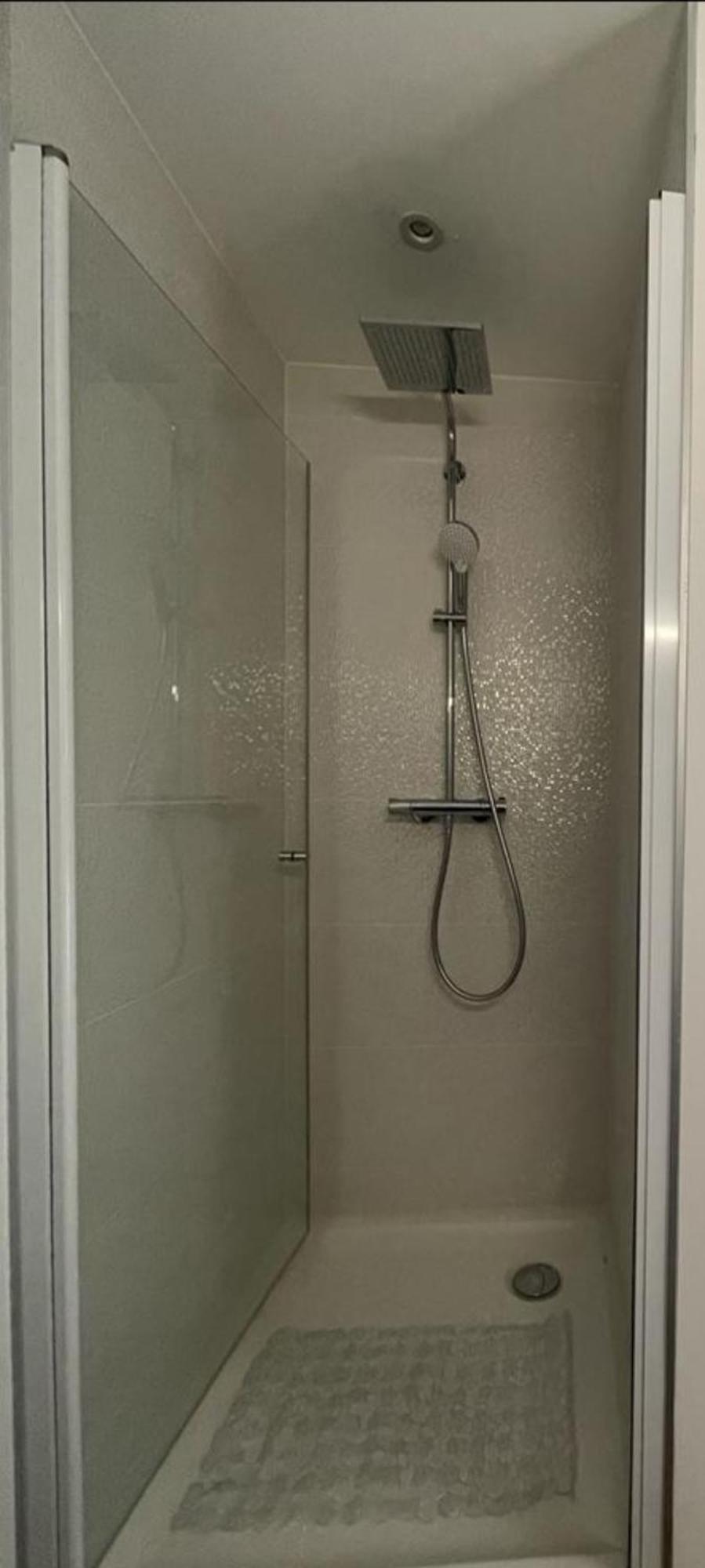 Demeure Rossini Cholet Centre Apartment Стая снимка