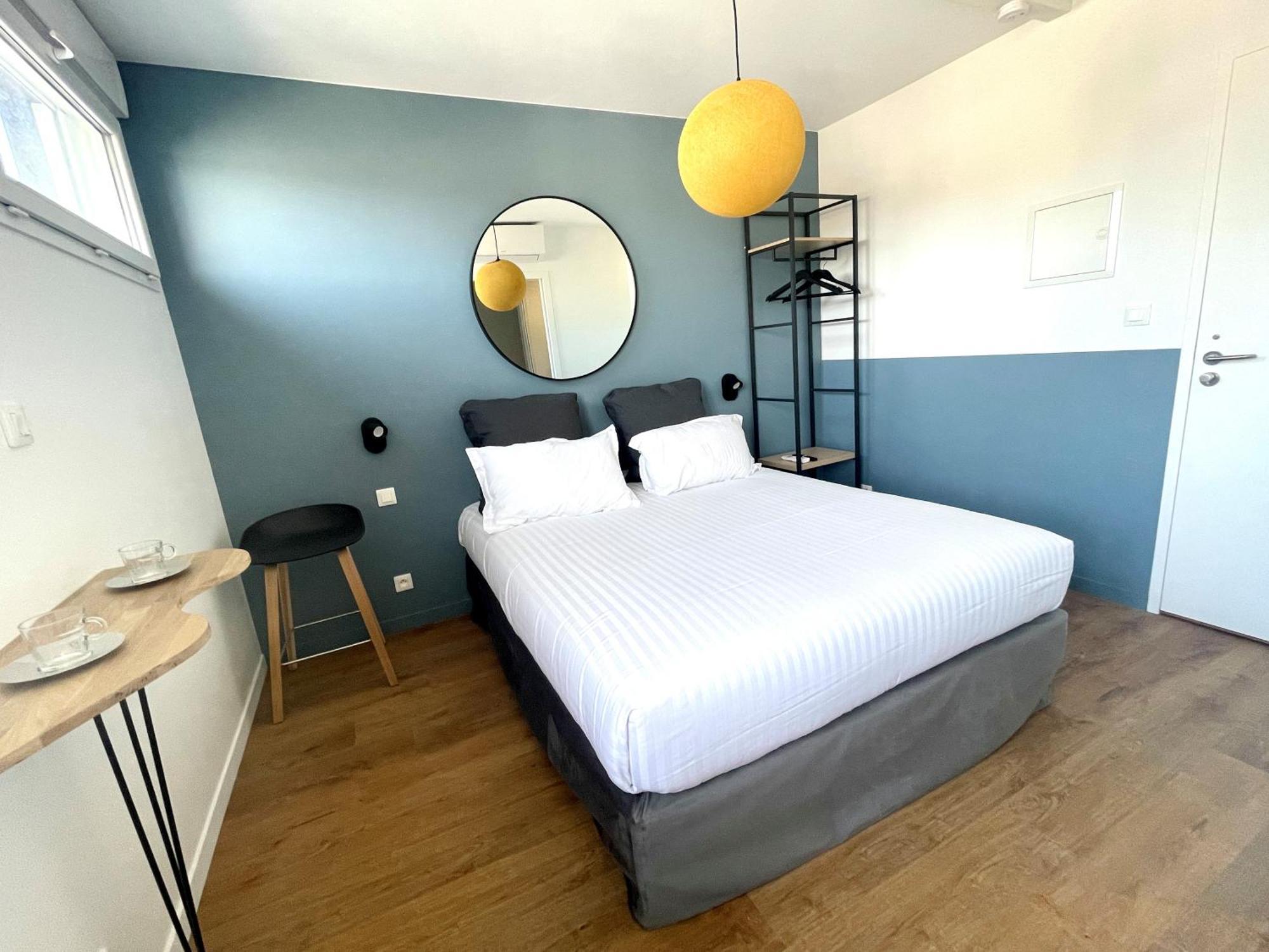Demeure Rossini Cholet Centre Apartment Стая снимка